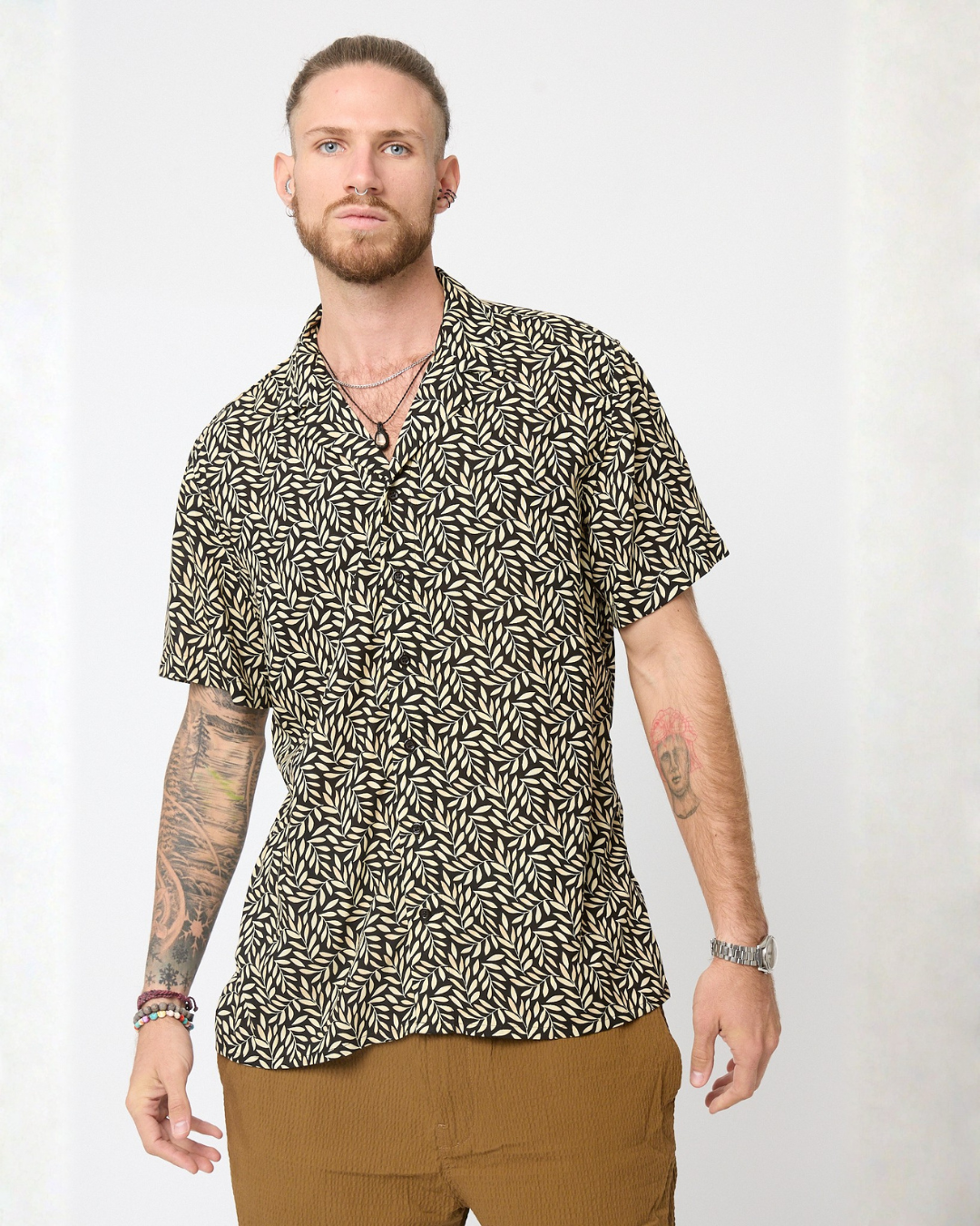 Camisa hoja pequeña beige