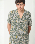 Camisa verde olive print