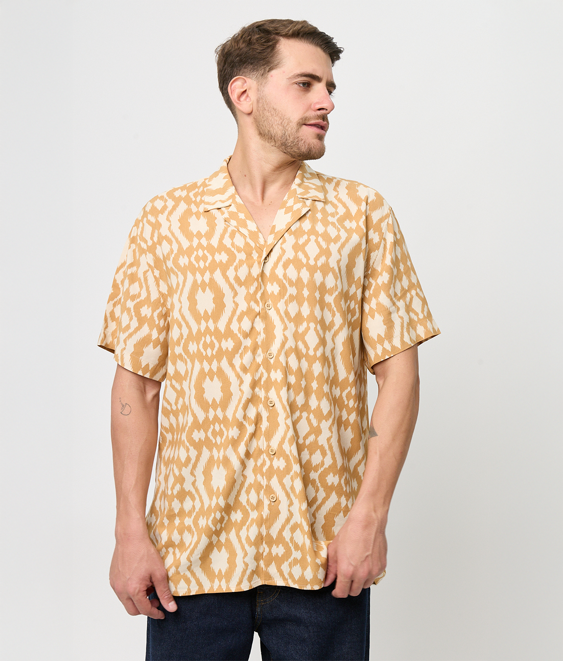 Camisa Bowling Estampada Africa Camel